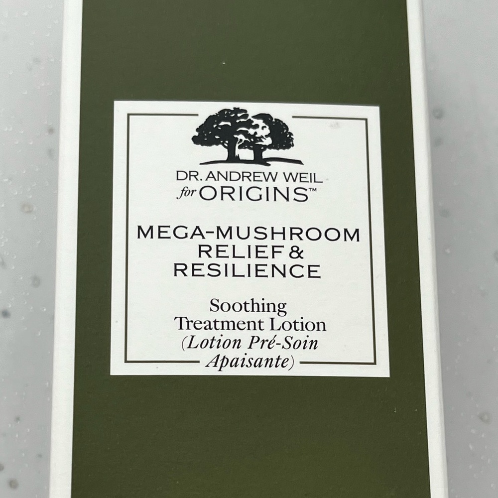 New ORIGINS Mega-Mushroom Relief & Resilience 200ml Soothing Treatment Lotion - Picture 3 of 9